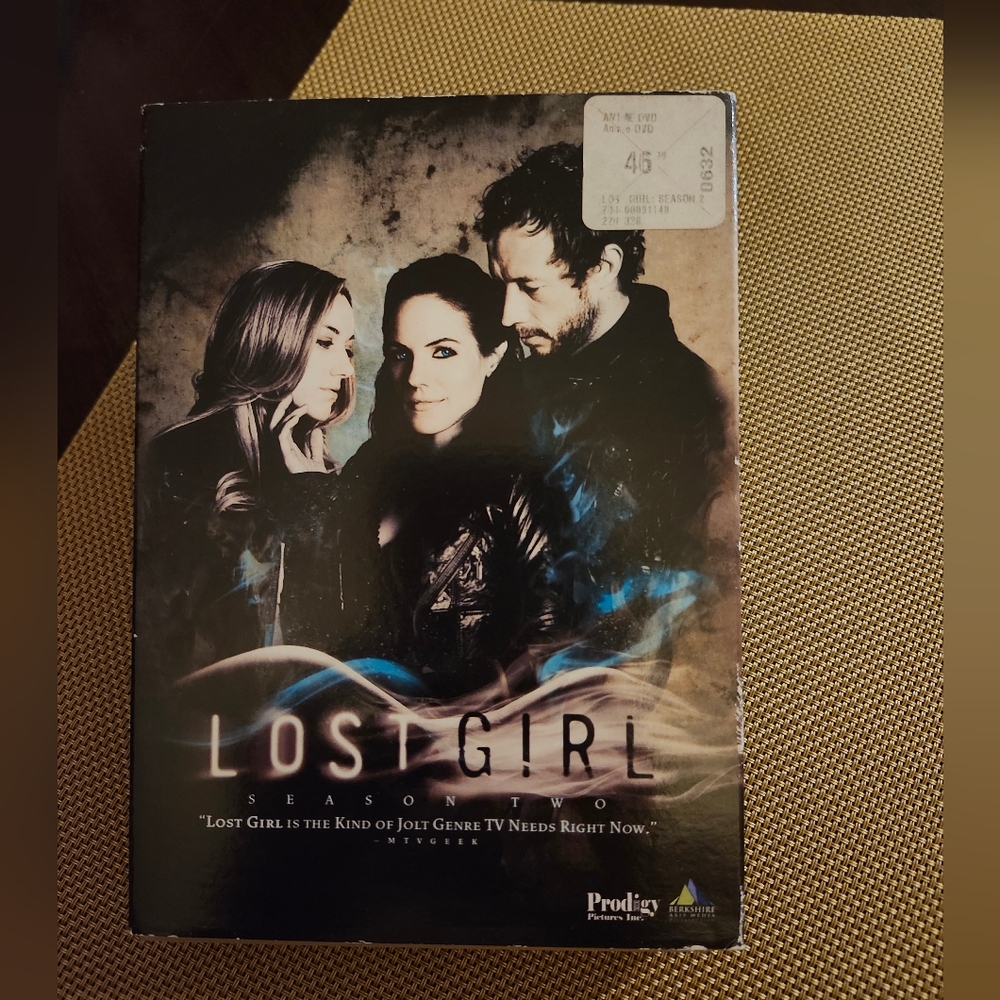 Lost Girl  - season 2 on DVD